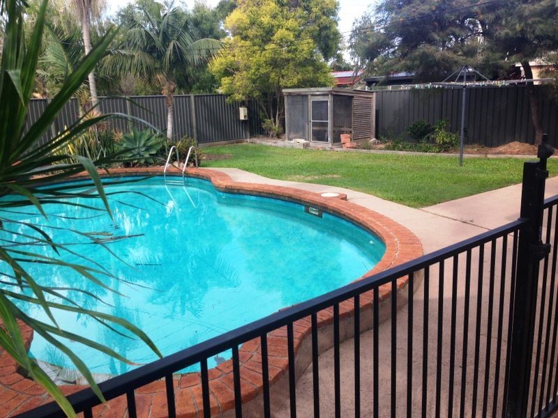 34 Makaha Drive, Birkdale QLD 4159