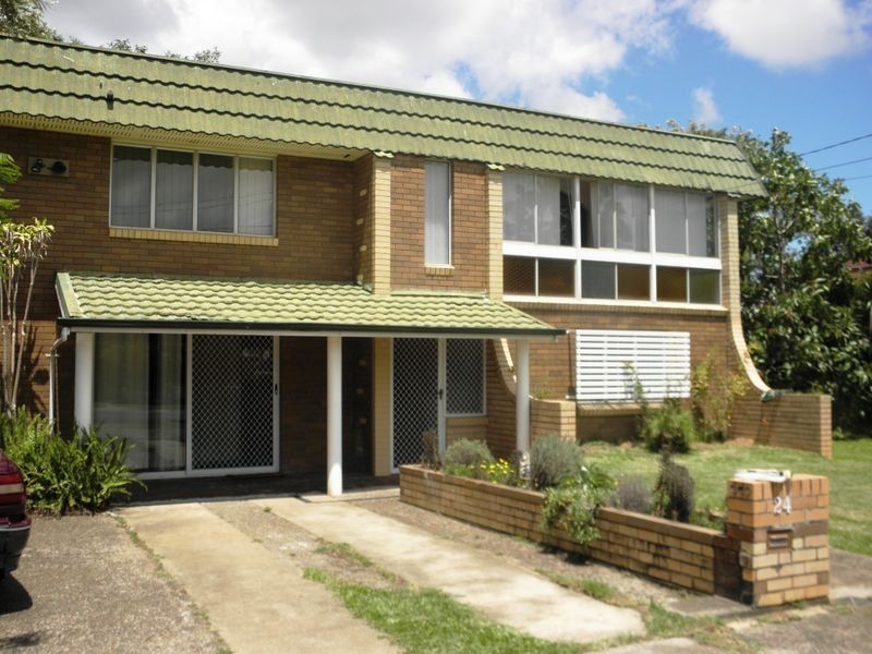 1/24 Thomas Street, Birkdale QLD 4159
