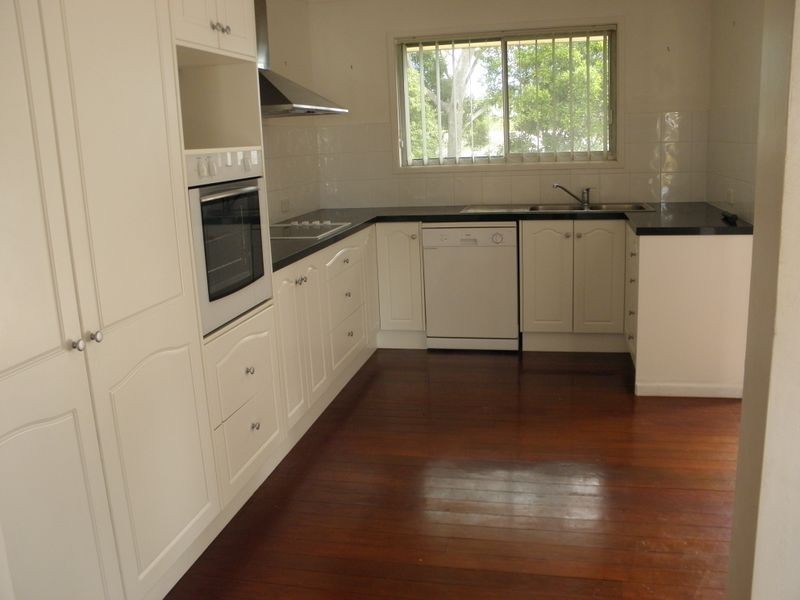 1/24 Thomas Street, Birkdale QLD 4159