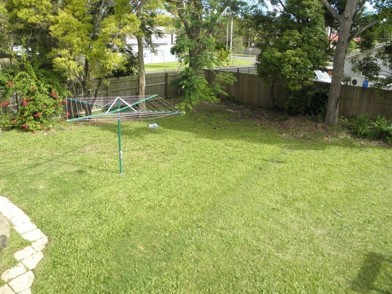 1/24 Thomas Street, Birkdale QLD 4159