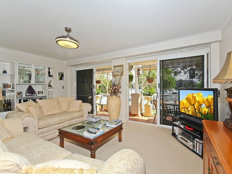 27/3 Marina Crescent, Hollywell QLD 4216