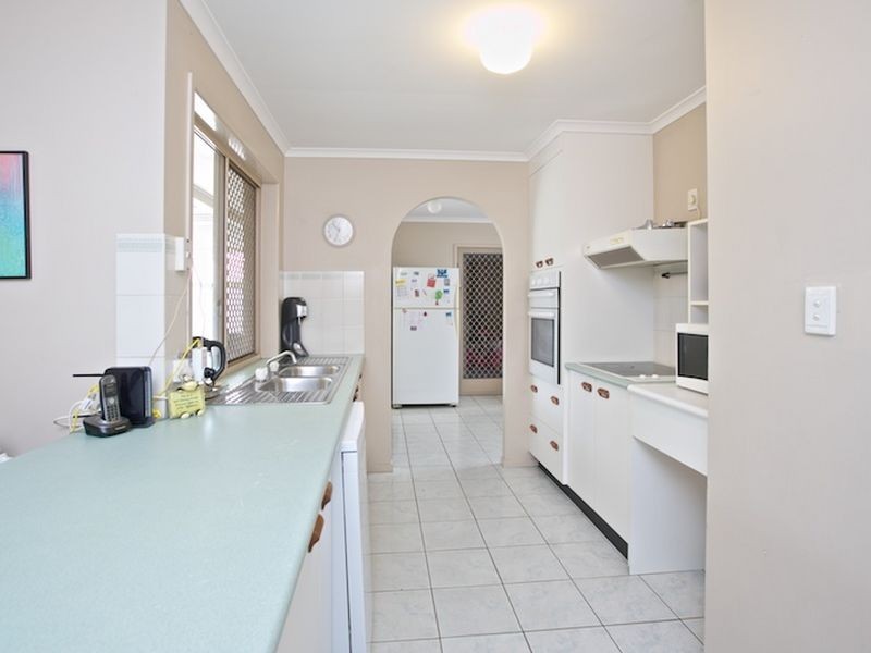 93 Collingwood Road, Birkdale QLD 4159