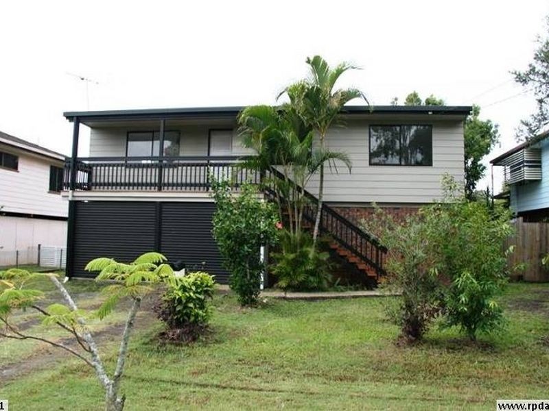 11 Murray Street, Birkdale QLD 4159