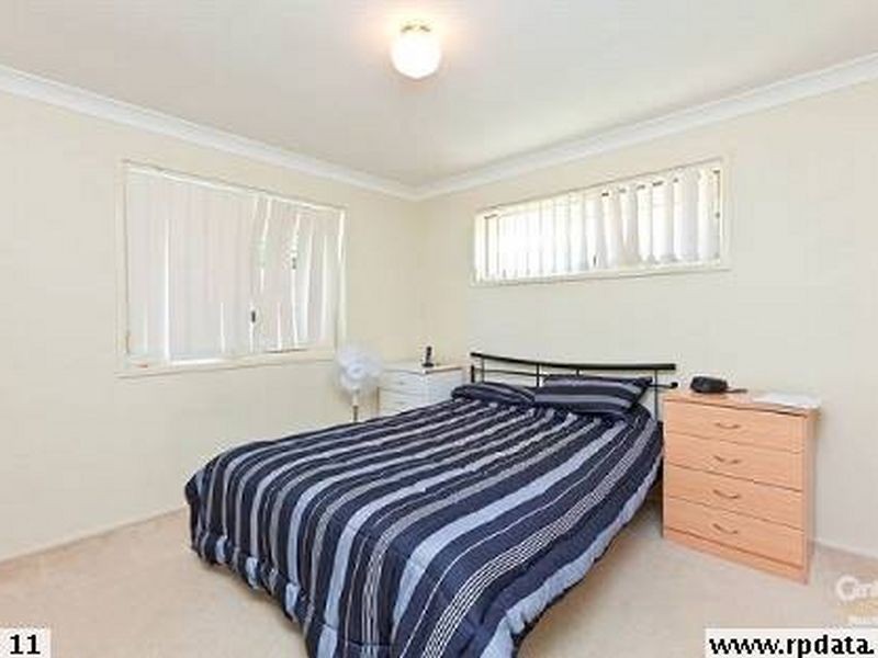 8 Coral Close, Birkdale QLD 4159