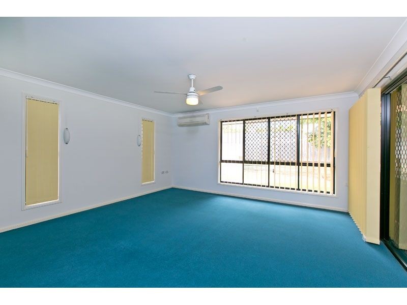 12 Trafalgar Vale Avenue, Wellington Point QLD 4160