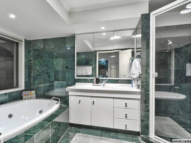 14 Boom Court, Birkdale QLD 4159