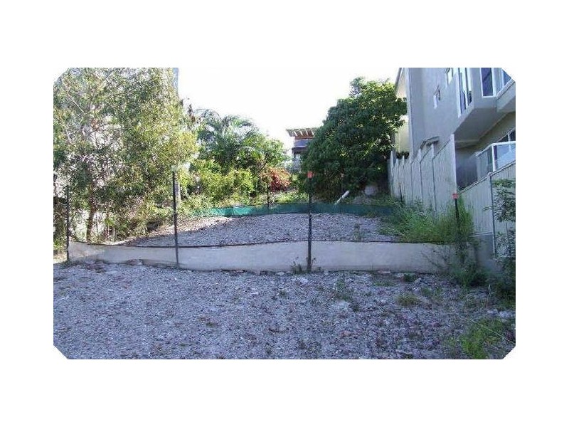 563 Royal Esplanade, Manly QLD 4179