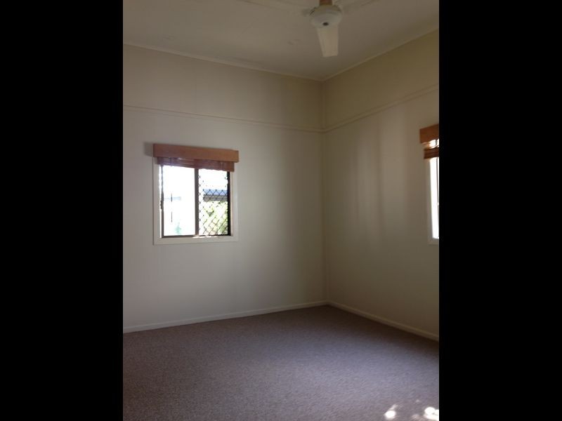 27 Strawberry Road, Manly West QLD 4179