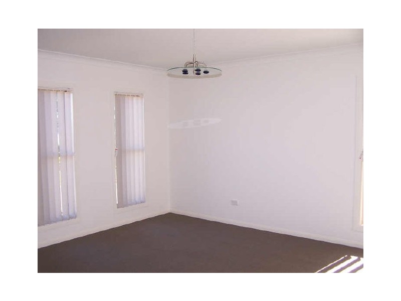 13 Hillcrest St, Wellington Point QLD 4160