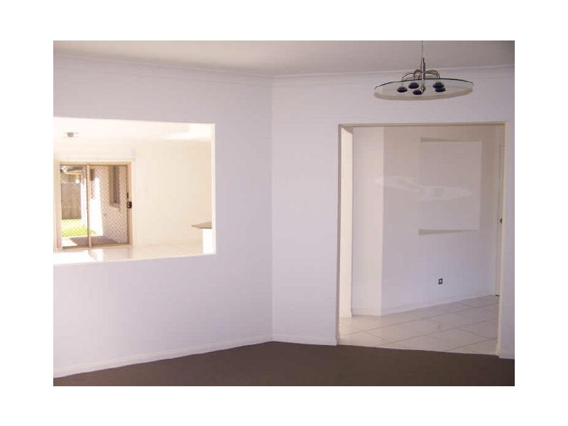 13 Hillcrest St, Wellington Point QLD 4160