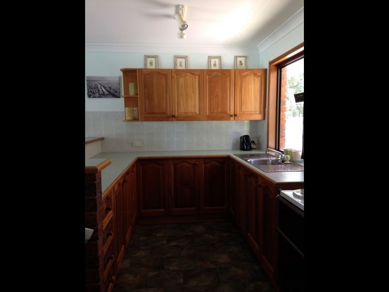 63 Whitehall Avenue, Birkdale QLD 4159