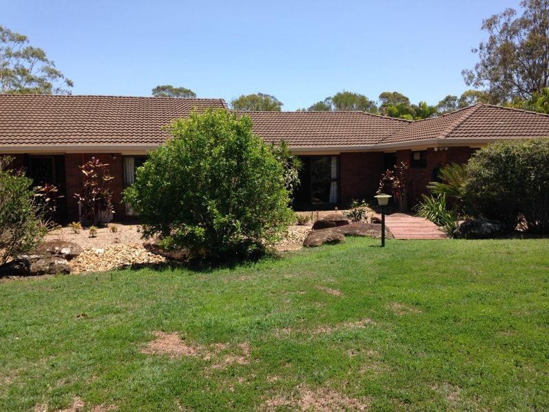 63 Whitehall Avenue, Birkdale QLD 4159