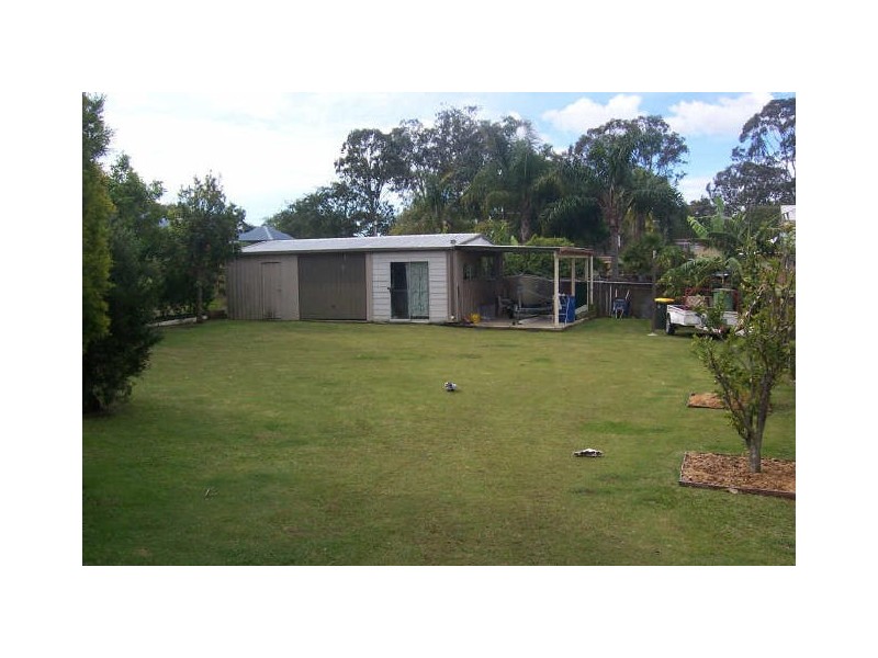 11 Victor Street, Birkdale QLD 4159