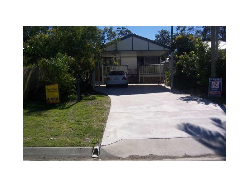 18 Hugh St, Thorneside QLD 4158