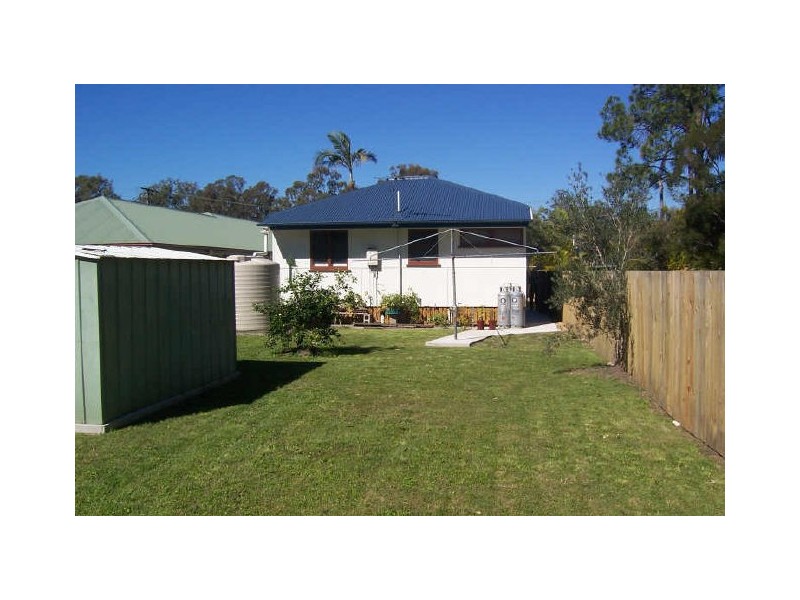 18 Hugh St, Thorneside QLD 4158