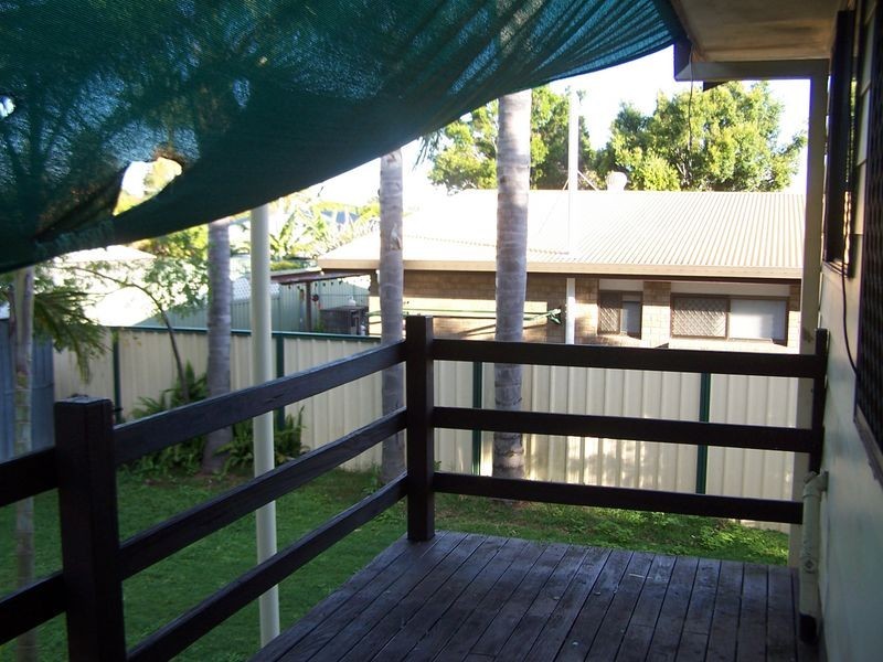 11 Sunbury Street, Birkdale QLD 4159