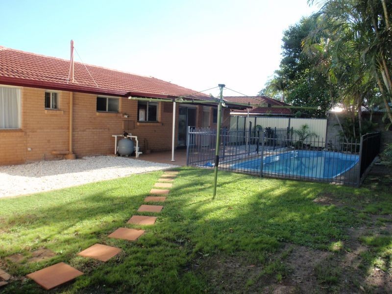 9 Moana Crescent, Birkdale QLD 4159
