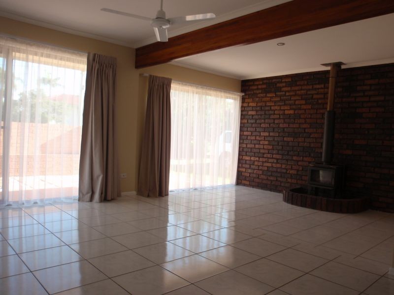 9 Moana Crescent, Birkdale QLD 4159