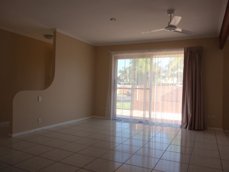 9 Moana Crescent, Birkdale QLD 4159