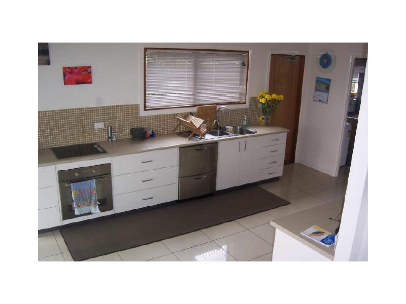 94 Queens Esplanade, Thorneside QLD 4158