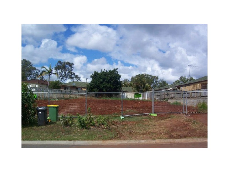 17 Myra Street, Birkdale QLD 4159