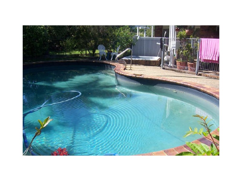 2 Caston Court, Birkdale QLD 4159