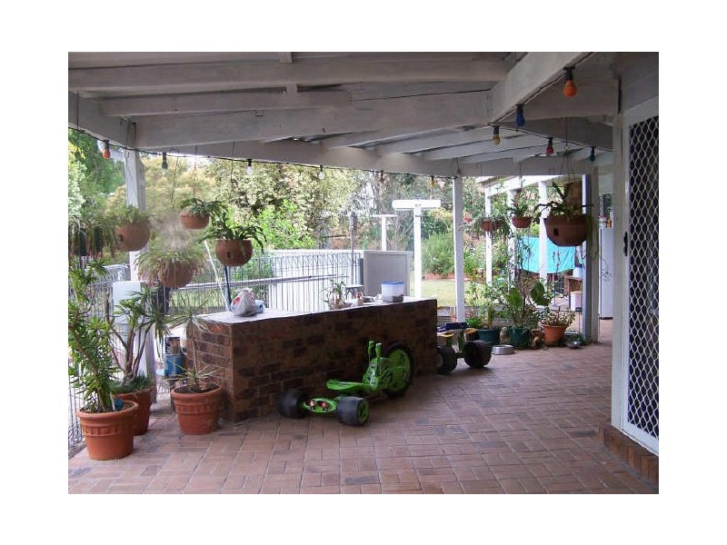 2 Caston Court, Birkdale QLD 4159