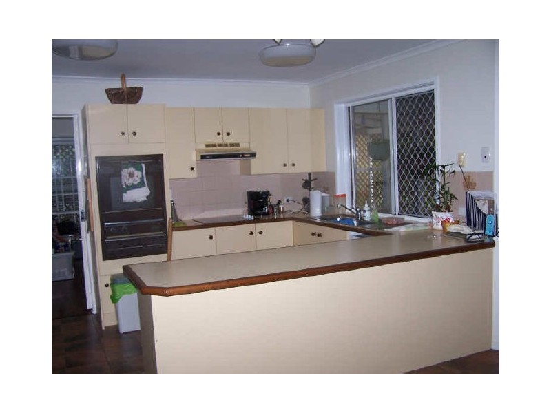 2 Caston Court, Birkdale QLD 4159