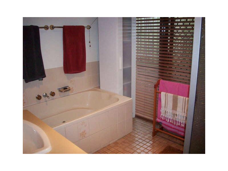 12 Frank Street, Thorneside QLD 4158