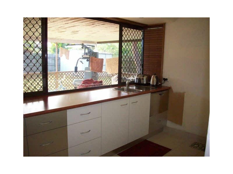 12 Frank Street, Thorneside QLD 4158