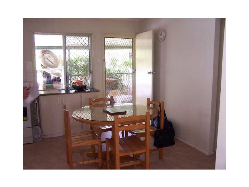 12 Currawong Drive, Birkdale QLD 4159