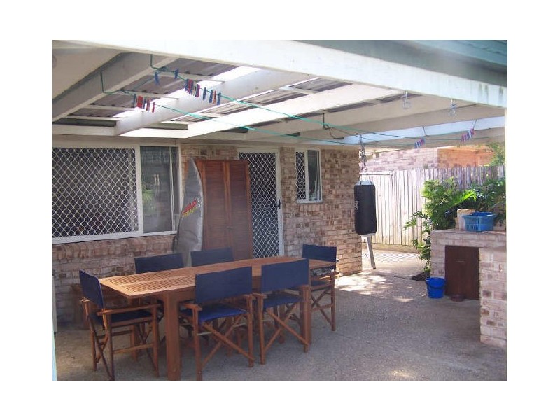 9 Carinyan Drive, Birkdale QLD 4159