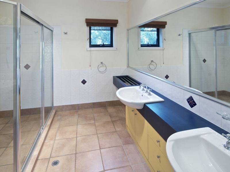 10 Pleasant Court, Cleveland QLD 4163