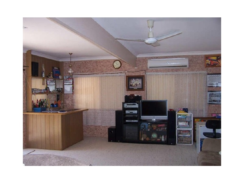 85 Burbank Rd, Birkdale QLD 4159