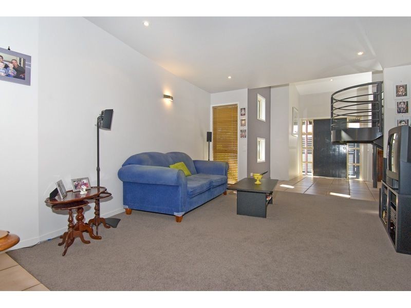 16 Saul Street, Thorneside QLD 4158