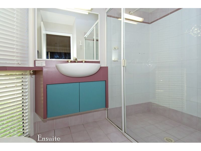 16 Saul Street, Thorneside QLD 4158