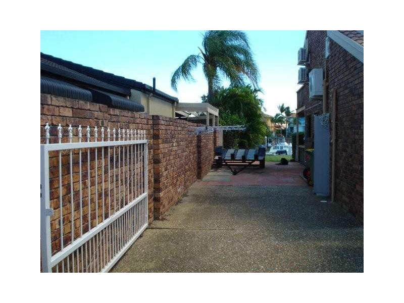 49 Dorsal Drive, Birkdale QLD 4159