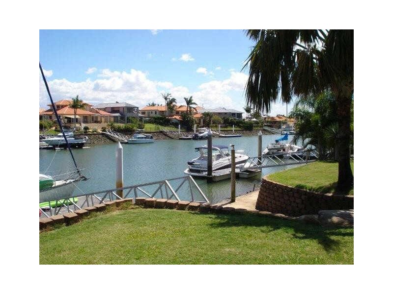 49 Dorsal Drive, Birkdale QLD 4159