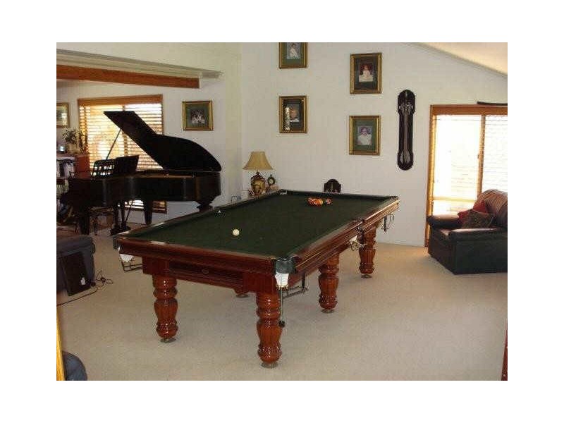 49 Dorsal Drive, Birkdale QLD 4159