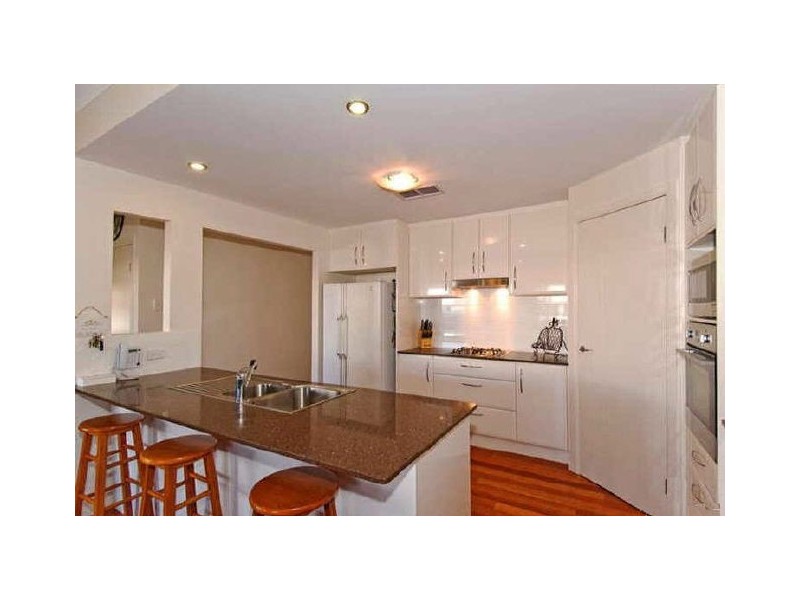 1 Baycrest Street, Thornlands QLD 4164