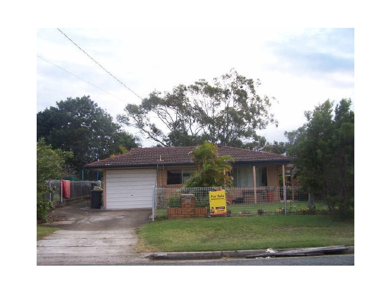 4 Cavell Road, Birkdale QLD 4159