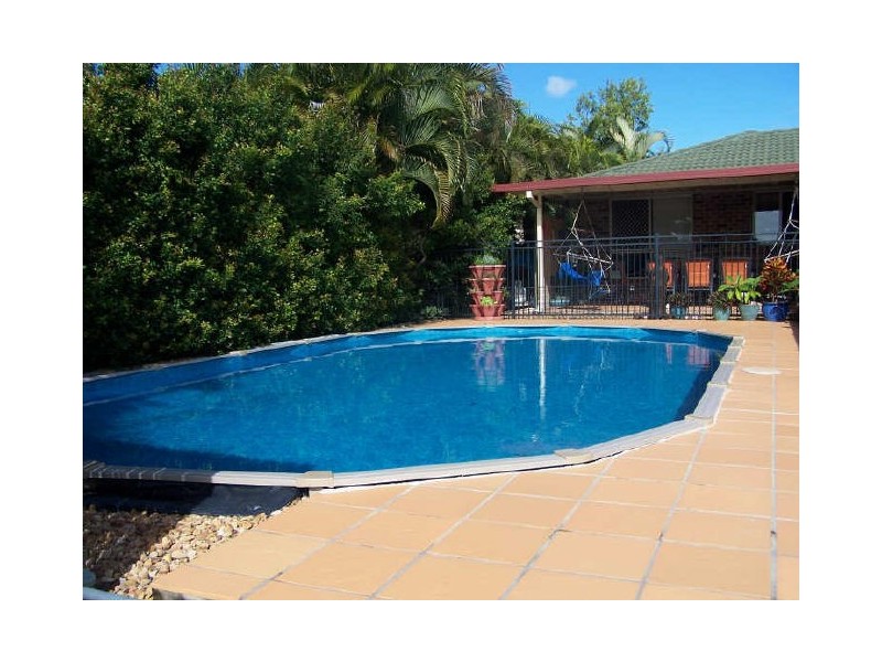 18 Cresthill Street, Birkdale QLD 4159