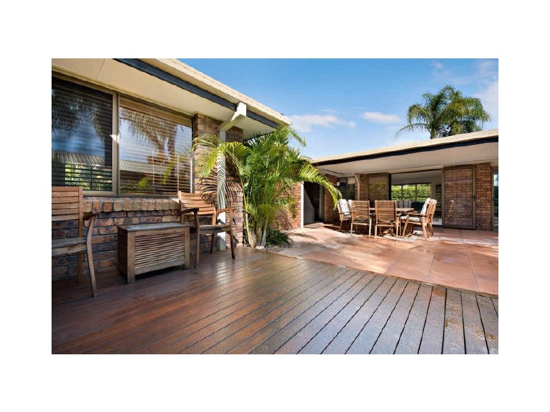 33 Agnes Street, Birkdale QLD 4159