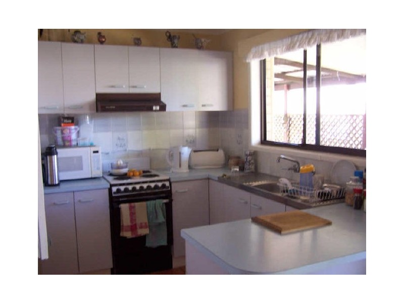 282 Birkdale Rd, Birkdale QLD 4159
