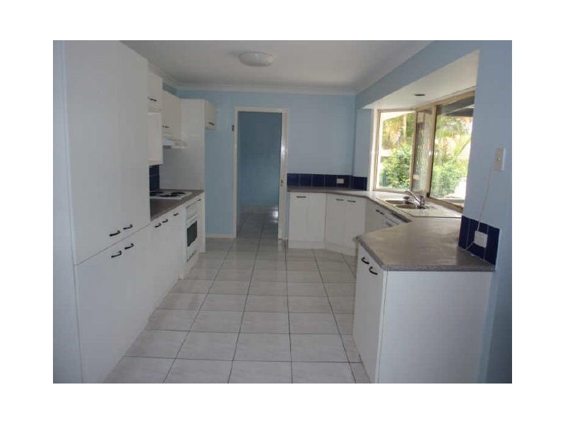 40 Redgrove Avenue, Wellington Point QLD 4160