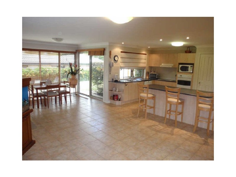 5 Victory Place, Birkdale QLD 4159