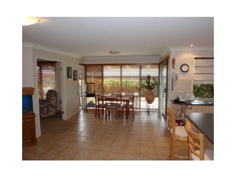 5 Victory Place, Birkdale QLD 4159