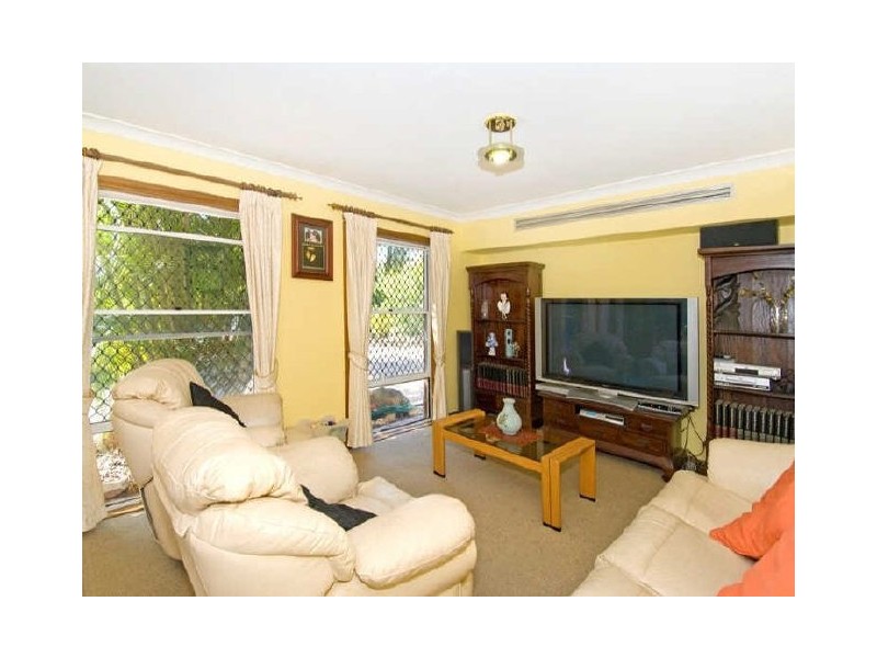 9 Caston Court, Birkdale QLD 4159
