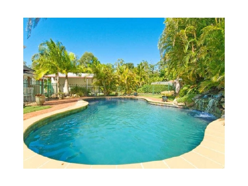 9 Caston Court, Birkdale QLD 4159