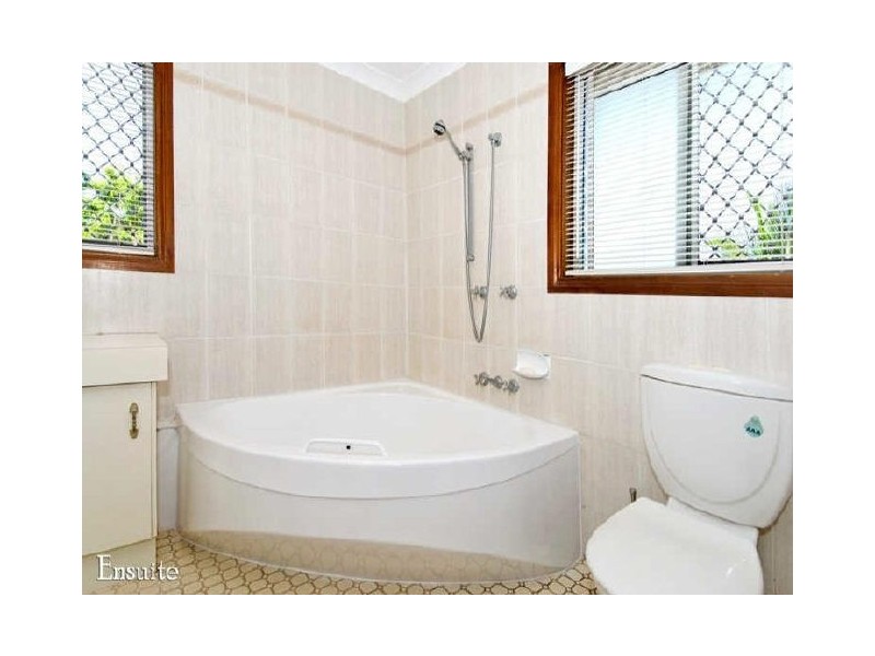 9 Caston Court, Birkdale QLD 4159